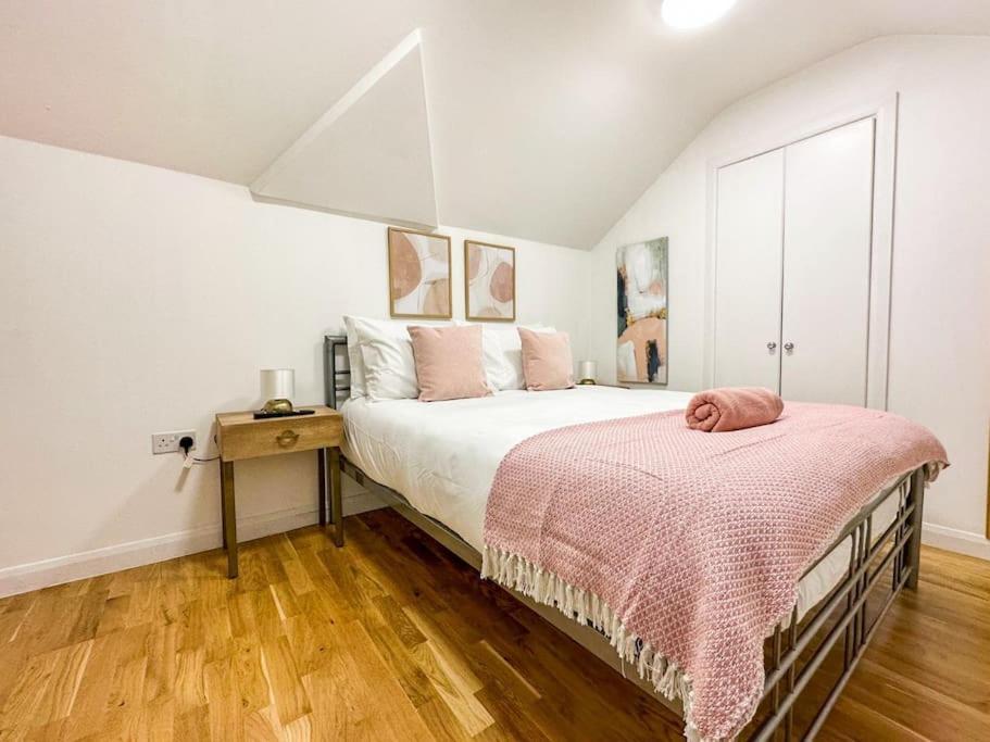Newly Refurbished Luxury 3 Bedroom Apartment London Eksteriør bilde