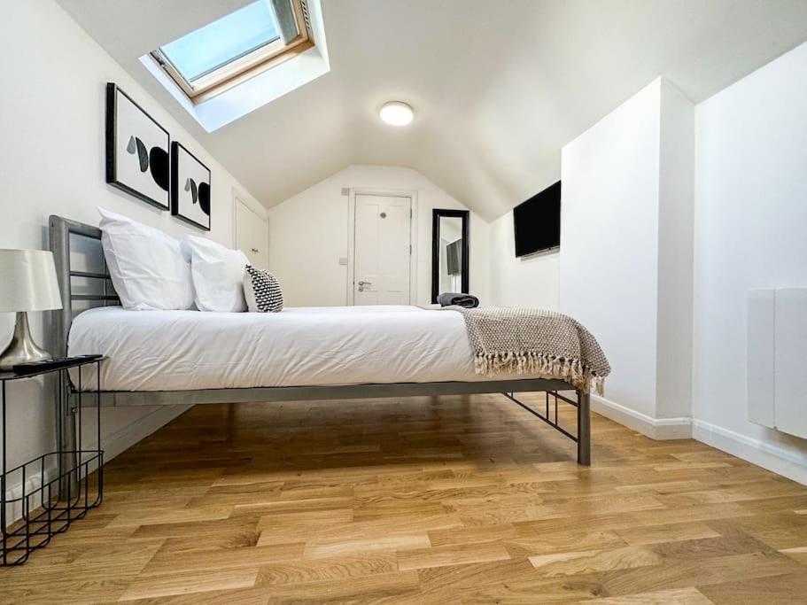 Newly Refurbished Luxury 3 Bedroom Apartment London Eksteriør bilde